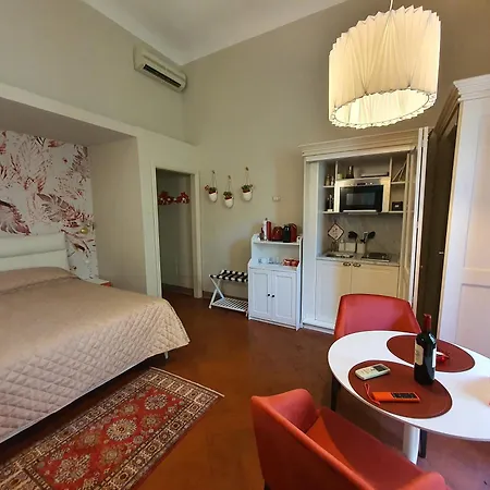 Rf Duomo بيت ضيافة